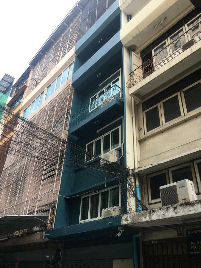 Np House Pratunam Bangkok Bagian luar foto